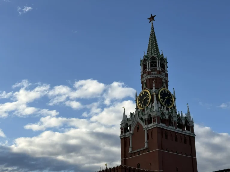 Выходные в Москве. Автобусный тур из Санкт-Петербурга. 